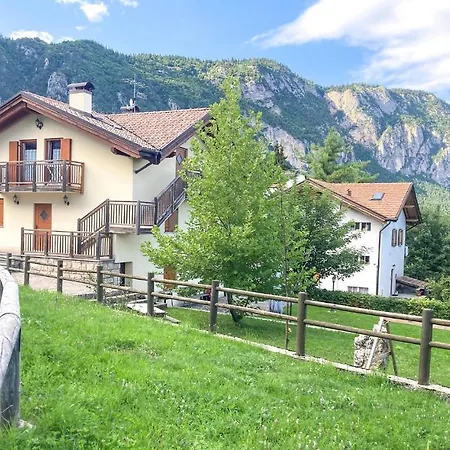Two-Bedroom Holiday Home in Fai Della Paganella Esterno foto